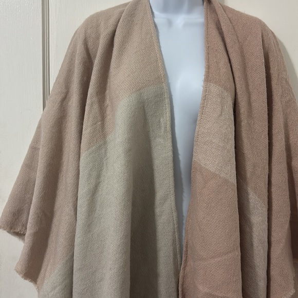 Soia & Kyo Yadira Scarfigan - Muted Pink + Cream Colorblock - Picture 2 of 12